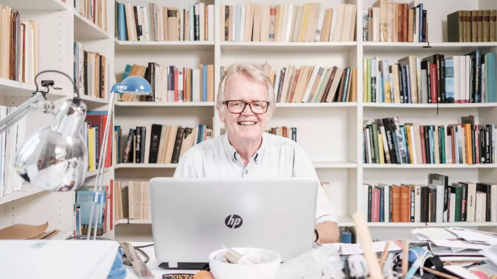 Gunnar Wetterberg vid datorn